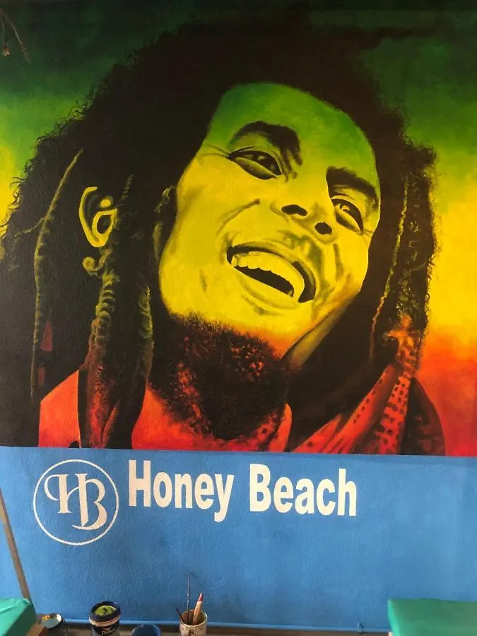 Honey Beach Negombo Hotel